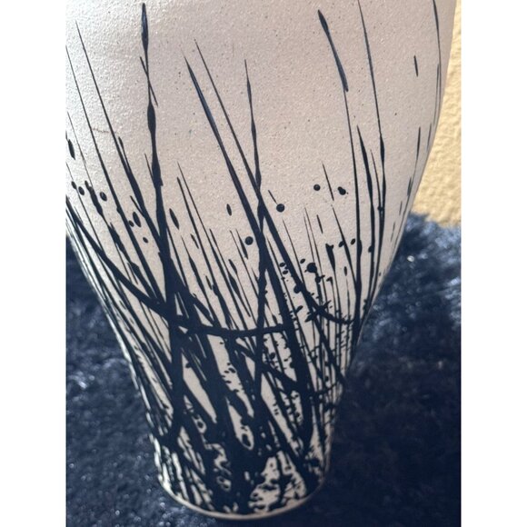 Pottery Ceramic Vase With Abstract Grass Design  Artist Signed Black And Cream - Picture 2 of 9